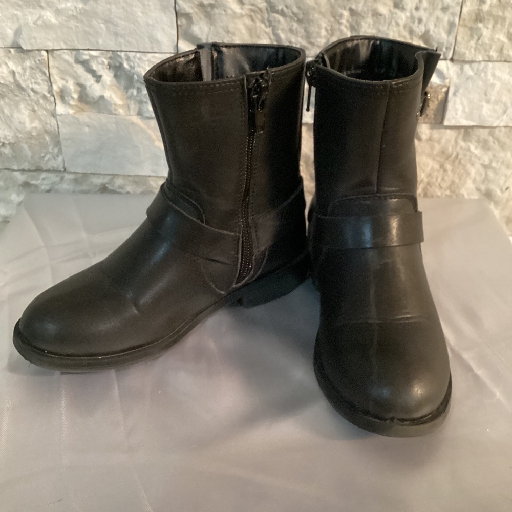 Steve Madden Little Girls Beckky Black Faux Leather Harness Moto Biker Boots